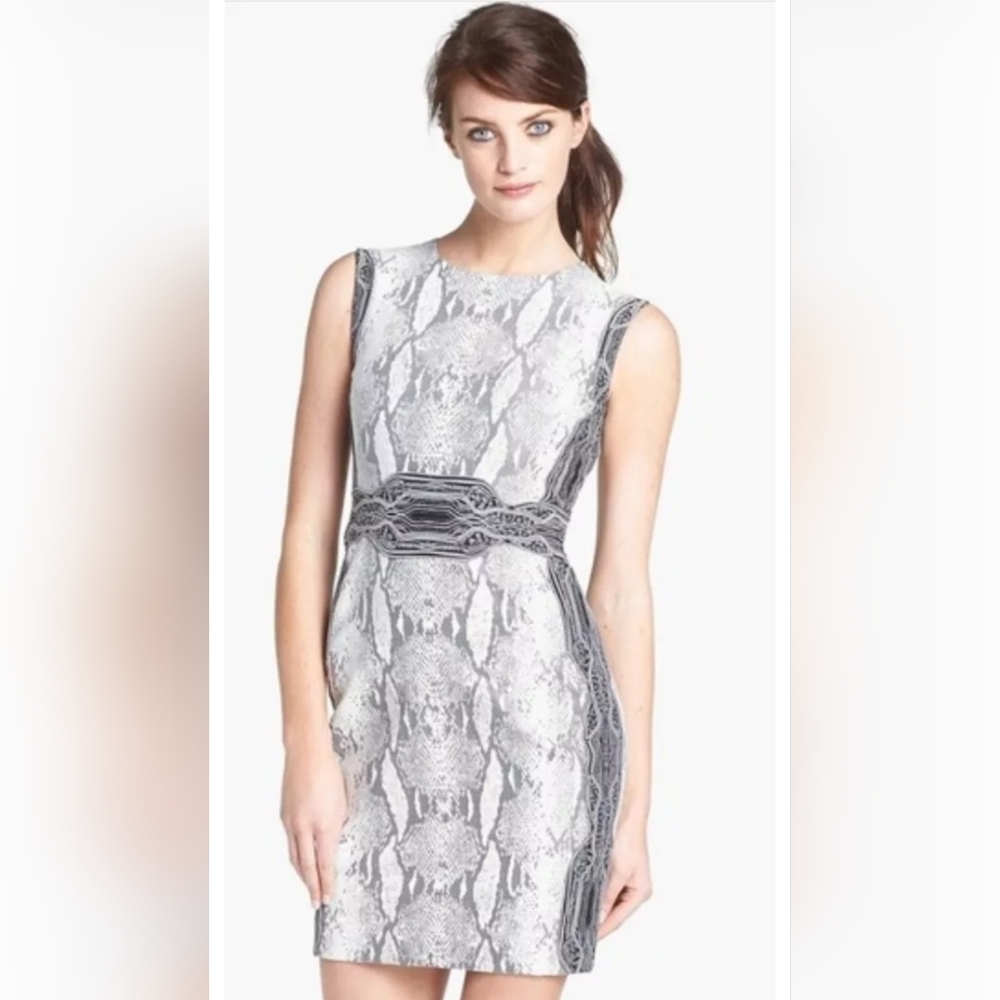 NWT $398 DVF Diane Von Furstenberg BEY Snake skin print Dress, 6, fits like 2